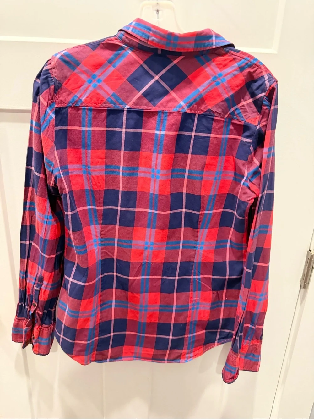 J.Crew Perfect Fit Plaid Button Down Shirt Women’s Medium Red Navy Cotton